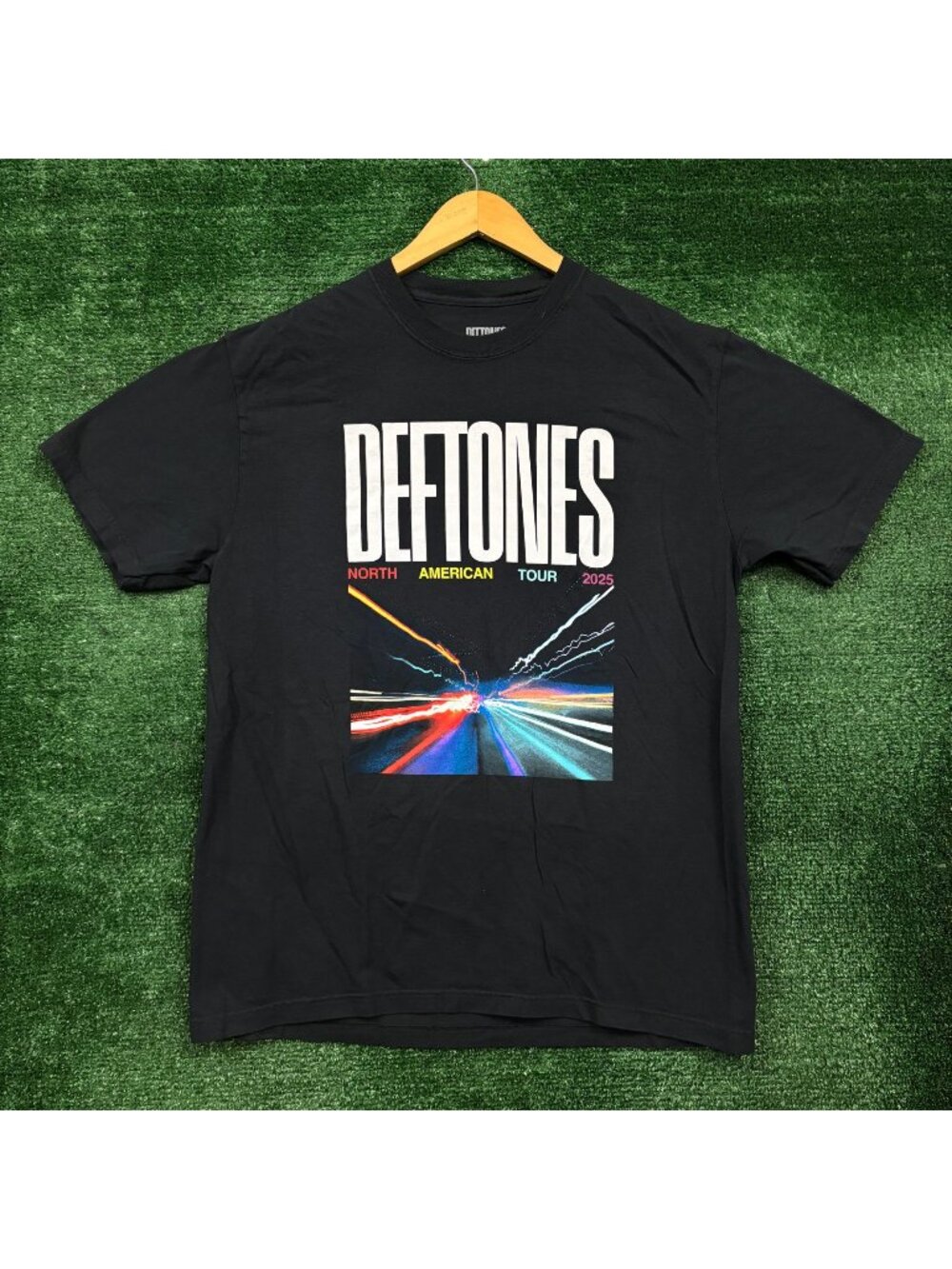 Deftones Private Music 2025 NA Tour City Lights T-Shirt Size Large